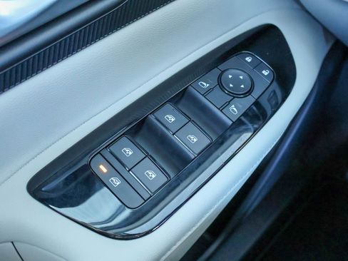 New 2026 Nissan Murano SV image 14