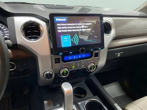 Used 2020 Toyota Tundra Limited w/ Limited Premium Package AWD/4WD image 16
