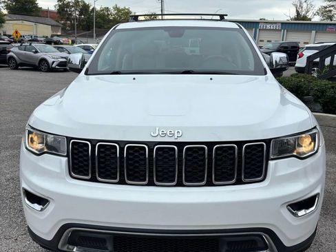 Used 2019 Jeep Grand Cherokee Limited AWD/4WD image 8