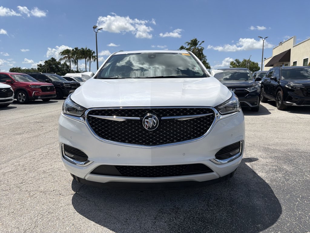 Used 2021 Buick Enclave Avenir w/ Avenir Technology Package AWD/4WD image 9