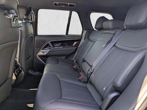 New 2026 Land Rover Range Rover SE AWD/4WD image 16