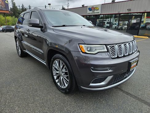 Used 2017 Jeep Grand Cherokee Summit w/ Platinum Series Group AWD/4WD image 3