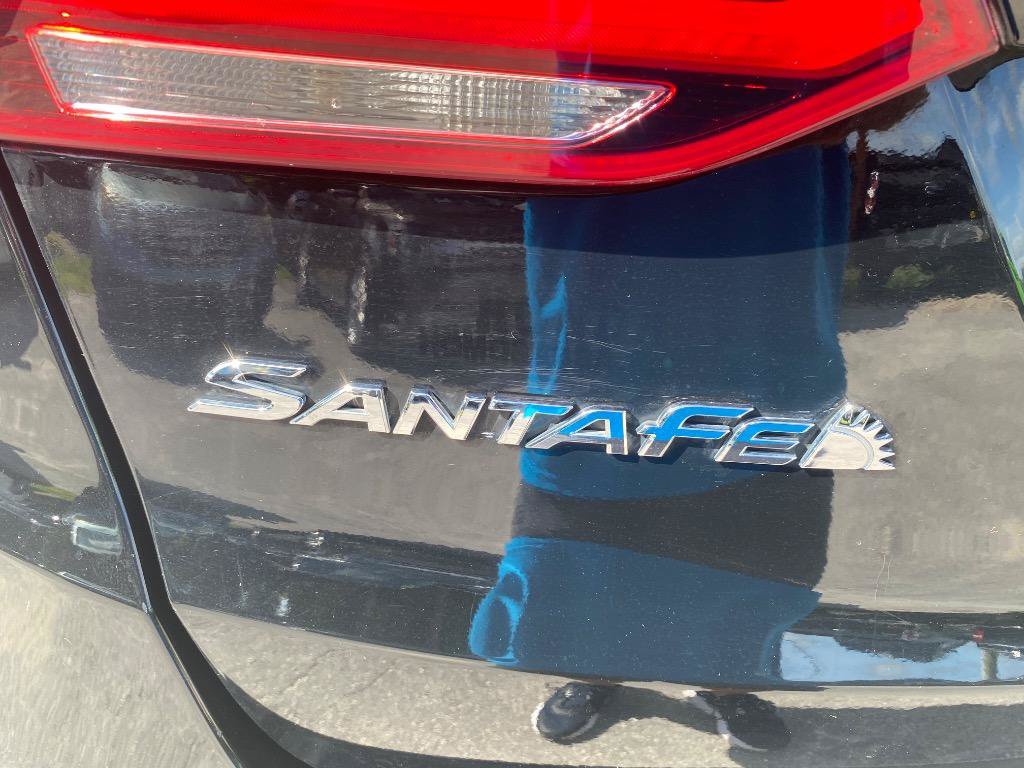 Used 2017 Hyundai Santa Fe Sport w/ 2.4L Tech Package 04 FWD image 43