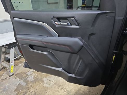 Used 2023 Chevrolet Colorado Z71 w/ Z71 Convenience Package 2 image 29