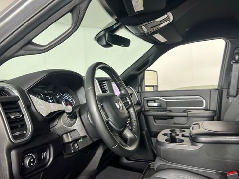 Used 2024 RAM 2500 Big Horn w/ Bed Utility Group image 22