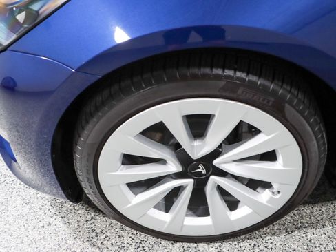 Used 2022 Tesla Model 3 Long Range image 11