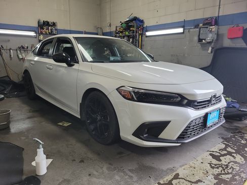 Used 2024 Honda Civic Sport image 33