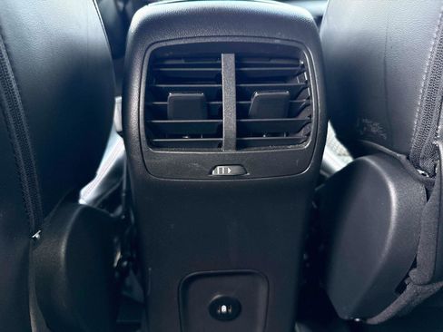 Used 2024 Ford Escape ST-Line w/ Tech Pack #1 FWD image 18