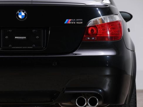 Used 2006 BMW M5 image 22