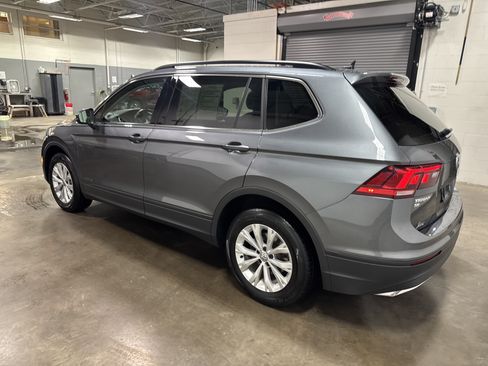 Used 2019 Volkswagen Tiguan SE w/ Panoramic Sunroof Package AWD/4WD image 5