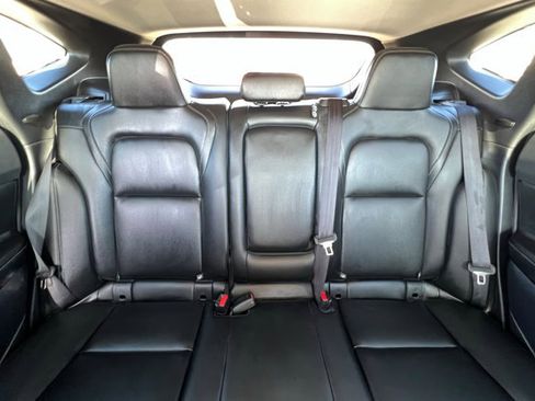 Certified 2025 Nissan Murano SV image 25