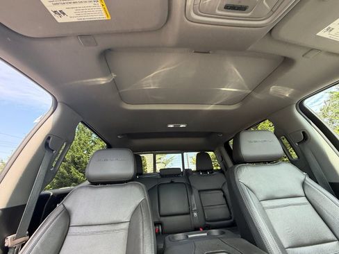 Used 2020 GMC Sierra 1500 Denali w/ Denali Ultimate Package AWD/4WD image 27