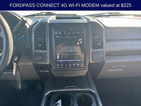 Used 2019 Ford F250 XLT w/ XLT Premium Package image 13
