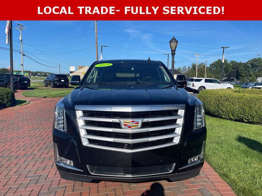 Used 2019 Cadillac Escalade Premium Luxury AWD/4WD image 3