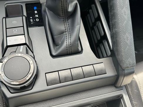 Certified 2024 Toyota Tacoma SR image 15