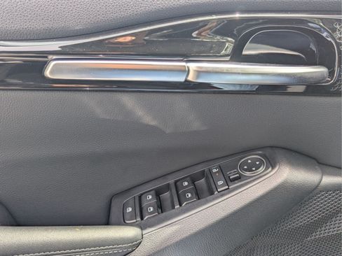 Certified 2024 Kia Seltos S FWD image 12