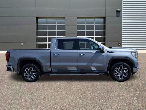 Certified 2023 GMC Sierra 1500 SLT w/ SLT Premium Package AWD/4WD image 4