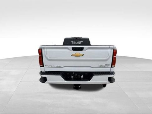 Used 2026 Chevrolet Silverado 3500 High Country w/ High Country Premium Package AWD/4WD image 5