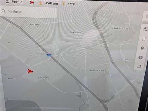 Used 2021 Tesla Model 3 Standard Range Plus RWD image 9
