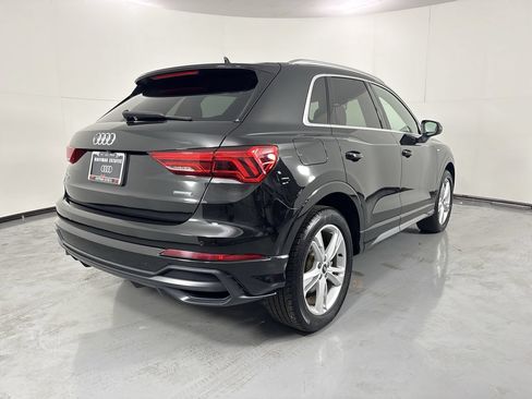 Used 2022 Audi Q3 2.0T Premium Plus w/ Premium Plus Package AWD/4WD image 35