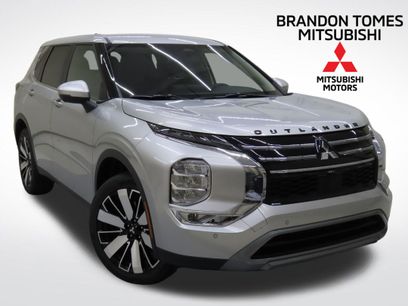 New 2025 Mitsubishi Outlander SE