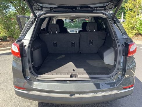 Used 2018 Chevrolet Equinox LT FWD image 31