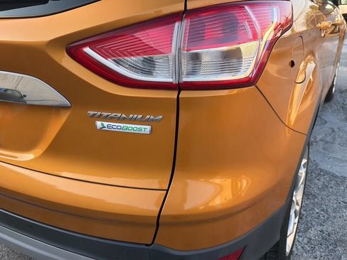 Used 2016 Ford Escape Titanium w/ Equipment Group 301A FWD image 10