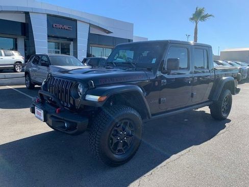 Used 2020 Jeep Gladiator Rubicon image 3
