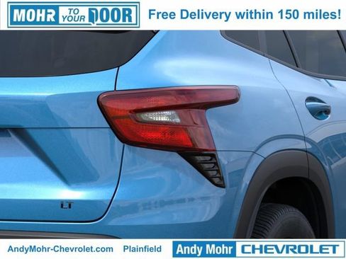 New 2026 Chevrolet Trax LT w/ Sunroof Package FWD image 14
