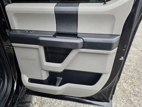 Used 2019 Ford F150 XL w/ Equipment Group 101A Mid AWD/4WD image 14