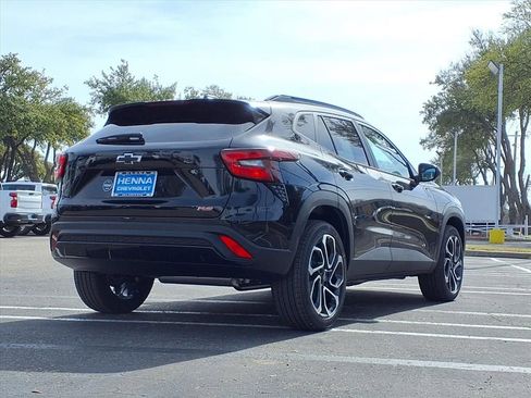 New 2026 Chevrolet Trax RS w/ Driver Confidence Package image 5