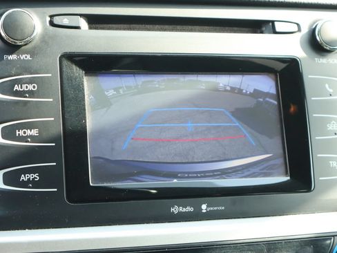 Used 2015 Toyota Highlander Plus AWD/4WD image 40