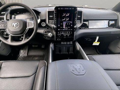 New 2026 RAM 1500 Laramie AWD/4WD image 10
