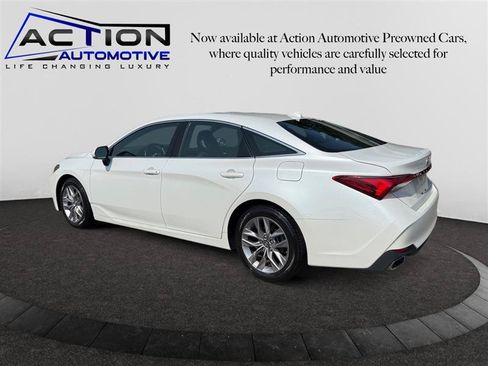 Used 2019 Toyota Avalon XLE w/ Moonroof Package FWD image 6