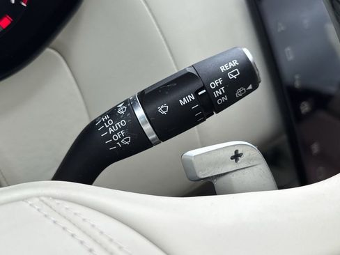 Used 2023 Land Rover Range Rover First Edition AWD/4WD image 17
