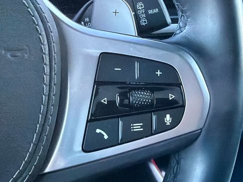 Used 2025 BMW X5 sDrive40i w/ M Sport Package RWD image 47