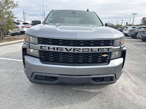 Used 2020 Chevrolet Silverado 1500 Custom w/ Custom Value Package image 9