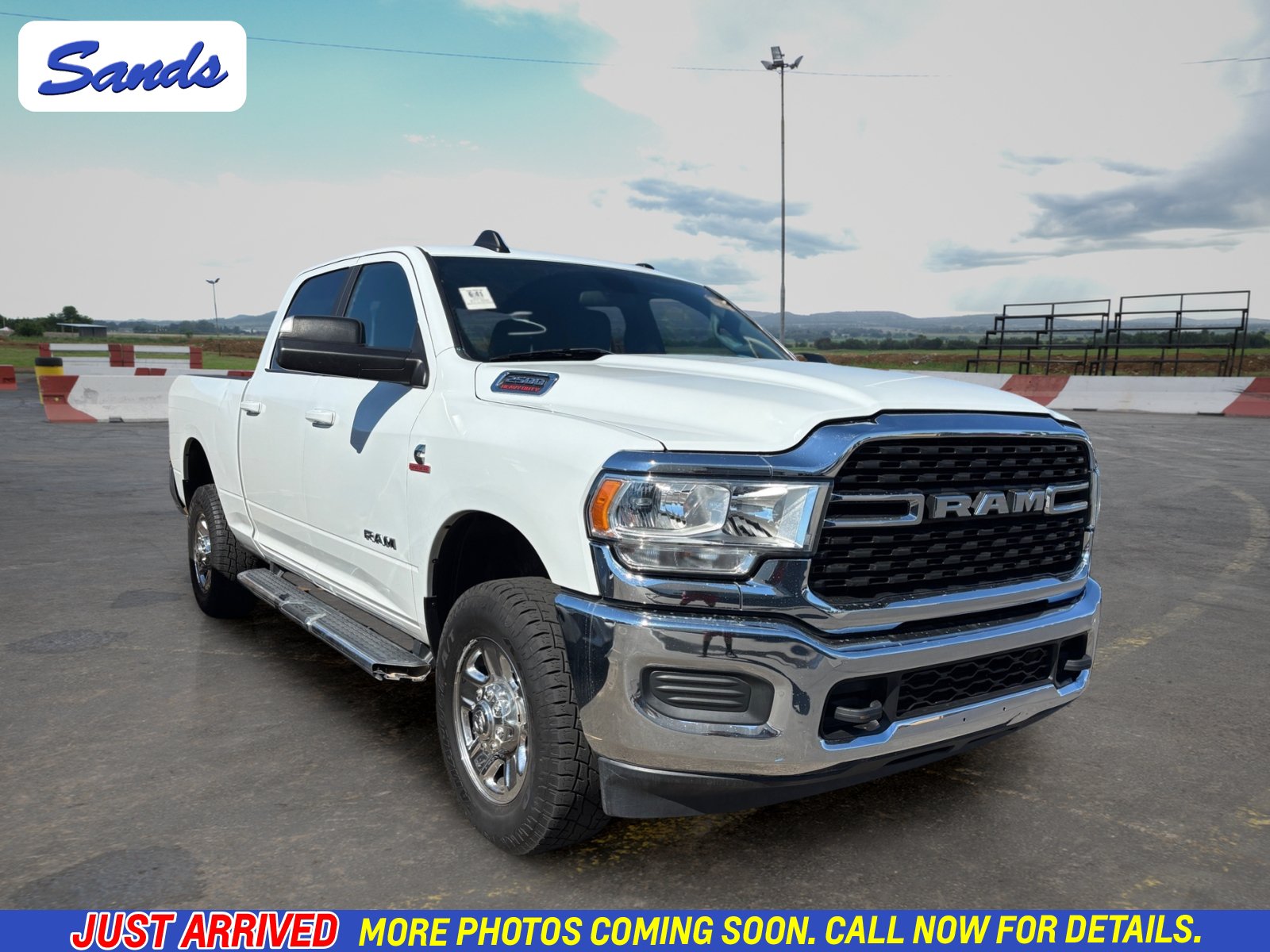 Used 2022 RAM 2500 Big Horn AWD/4WD image 1