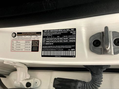 Used 2022 Mercedes-Benz GLE 450 4MATIC w/ Revised AMG Line Exterior image 19