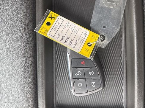 Used 2023 Chevrolet Silverado 1500 LT image 35