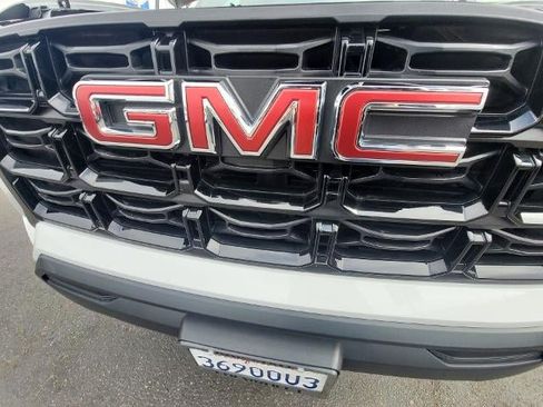 Used 2023 GMC Canyon Elevation RWD image 29