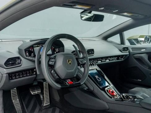 Used 2023 Lamborghini Huracan Tecnica image 5
