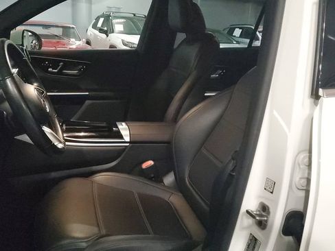 Used 2024 Mercedes-Benz GLC 300 image 18