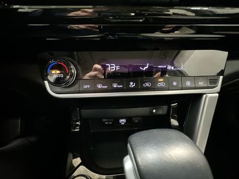Certified 2023 Kia Seltos EX AWD/4WD image 18