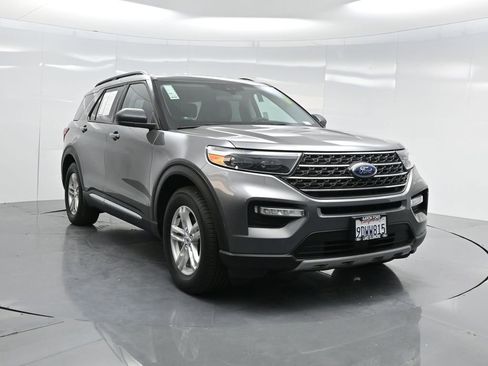 Used 2022 Ford Explorer XLT w/ Equipment Group 202A image 62