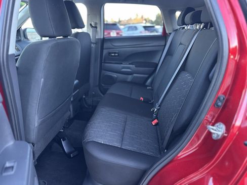 Used 2024 Mitsubishi Outlander Sport AWD image 29