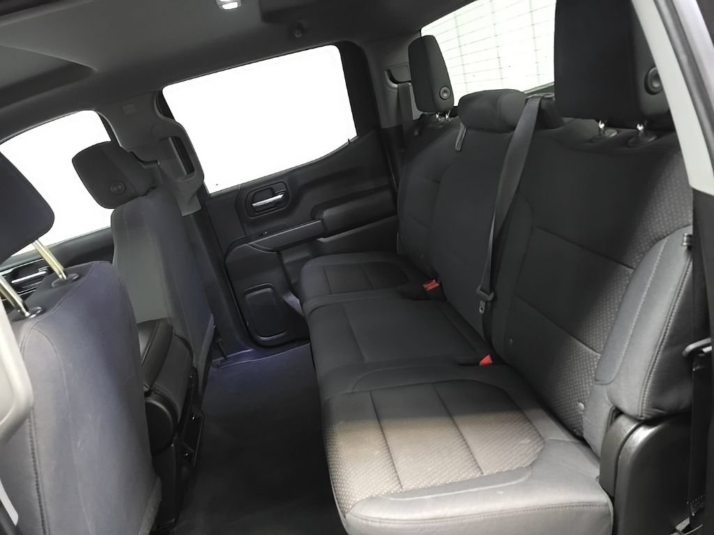 Used 2019 Chevrolet Silverado 1500 Custom w/ Custom Value Package AWD/4WD image 32