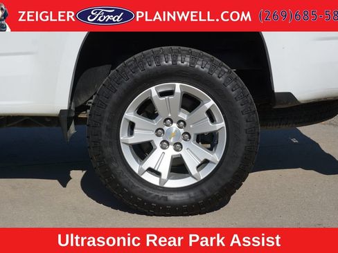 Used 2022 Chevrolet Colorado LT w/ Fleet Safety Package RWD image 9