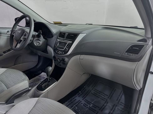Used 2016 Hyundai Accent SE w/ Option Group 02 image 25