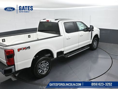 New 2026 Ford F250 Lariat w/ FX4 Off-Road Package image 40